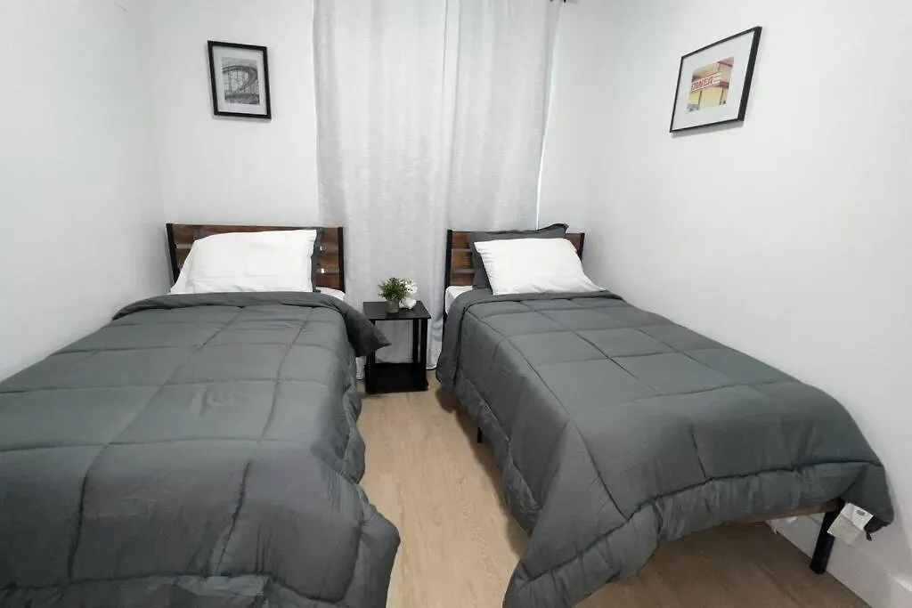 Modern 2 Bedroom Apt W Pool Table In Heart Of Bklyn Νέα Υόρκη