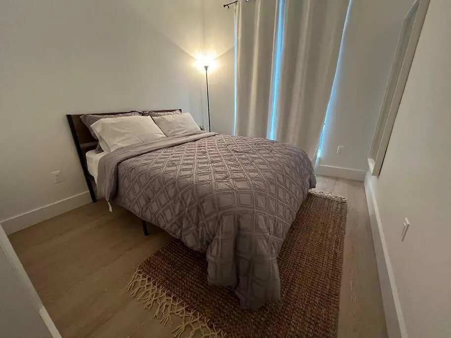 Modern 2 Bedroom Apt W Pool Table In Heart Of Bklyn Νέα Υόρκη Διαμέρισμα