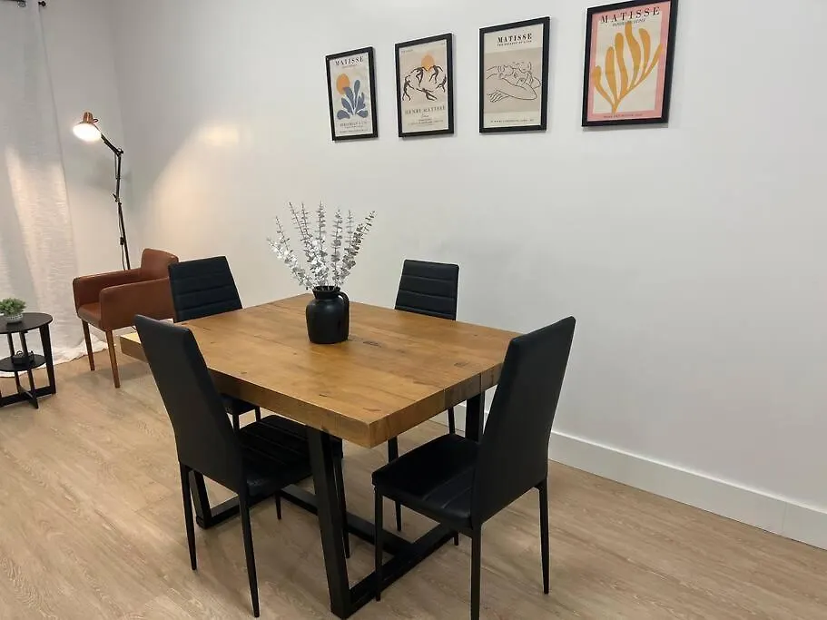 Modern 2 Bedroom Apt W Pool Table In Heart Of Bklyn نيو يورك
